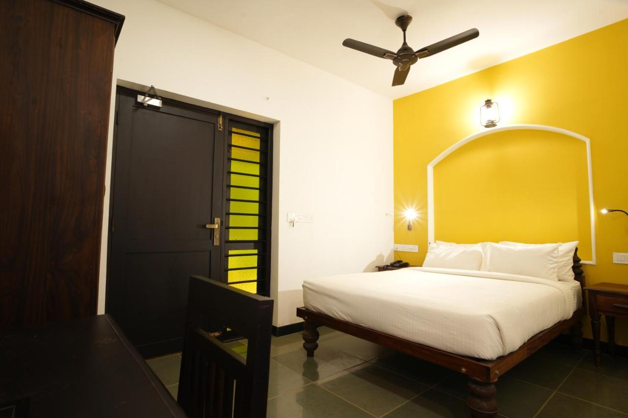 Hotel The Sunset Bay Fort Kochi Exterior foto