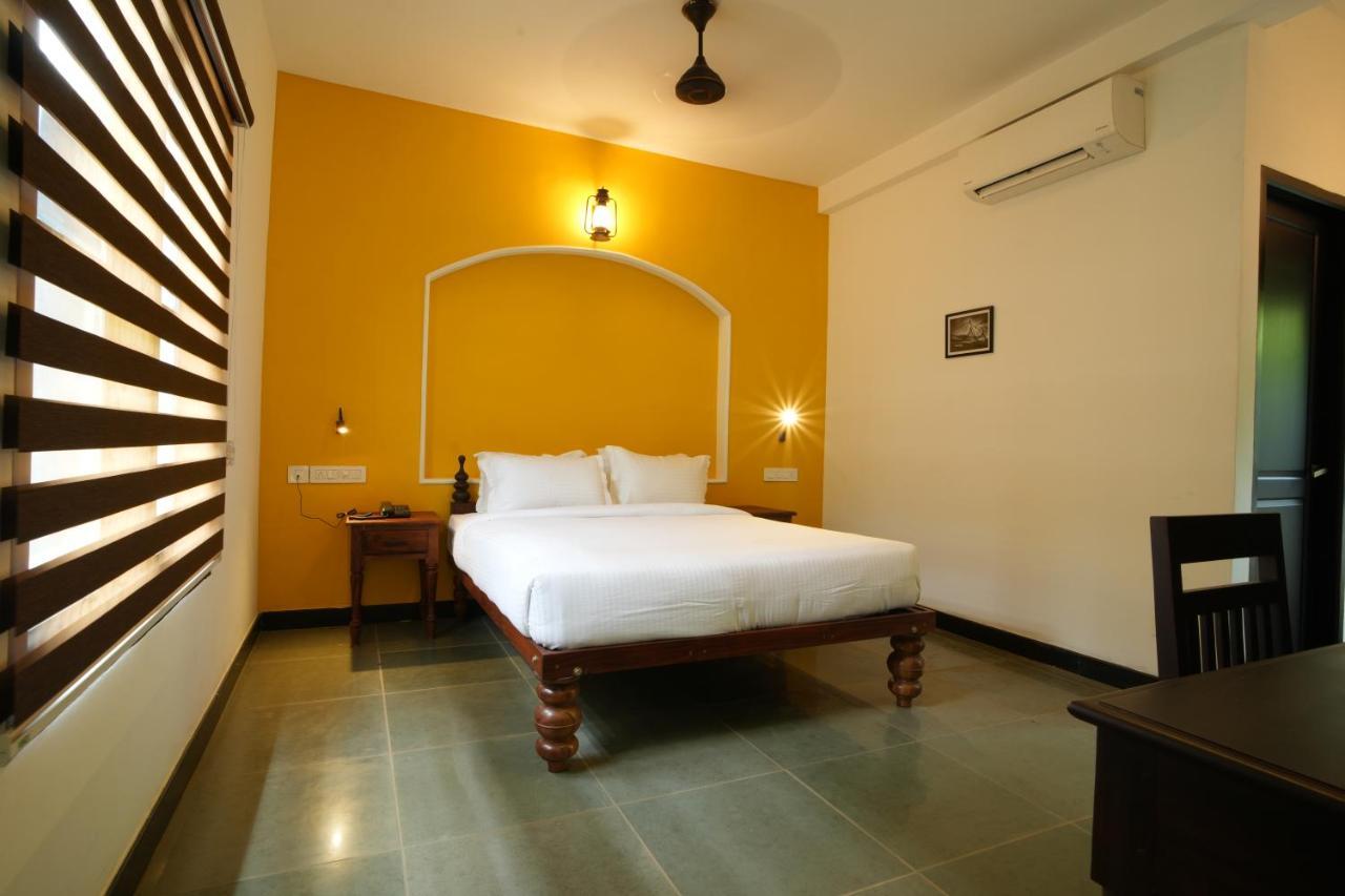 Hotel The Sunset Bay Fort Kochi Exterior foto